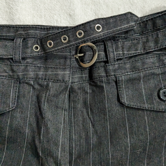 NWT Larry Levine Stretch Bermuda Shorts Size 6P - Picture 2 of 8